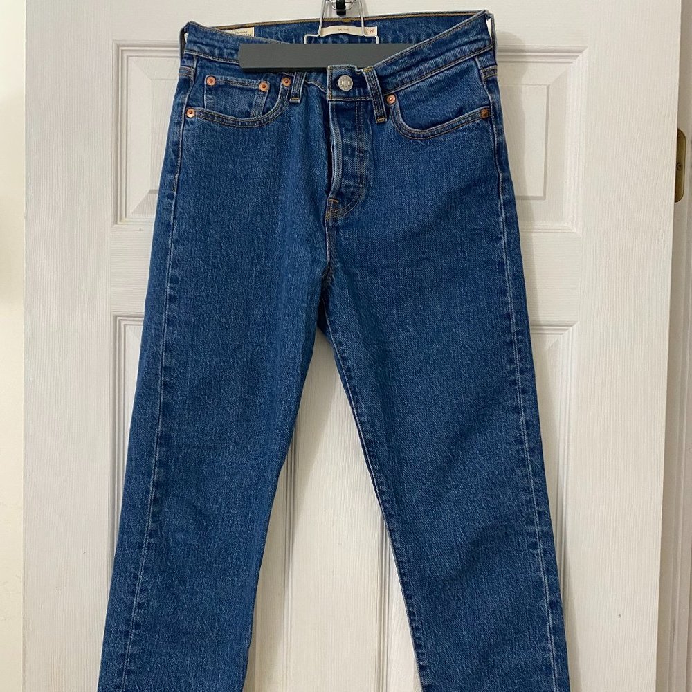 Levi Wedgie Straight Leg Jeans Size 26